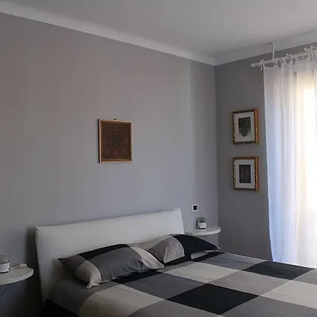 Raffaela Apts Lejlighed *